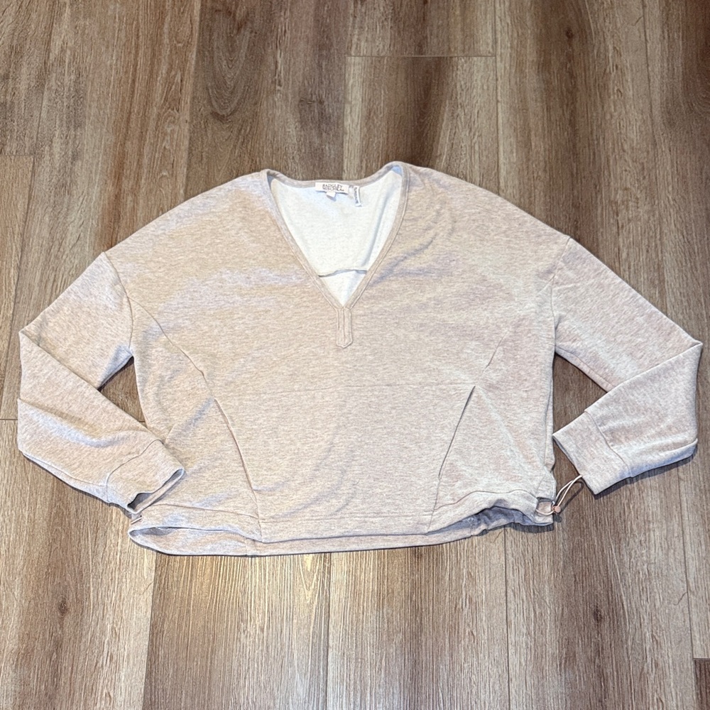 Badgley Mischka Cream/Tan, Activewear V-Neck sweater,L